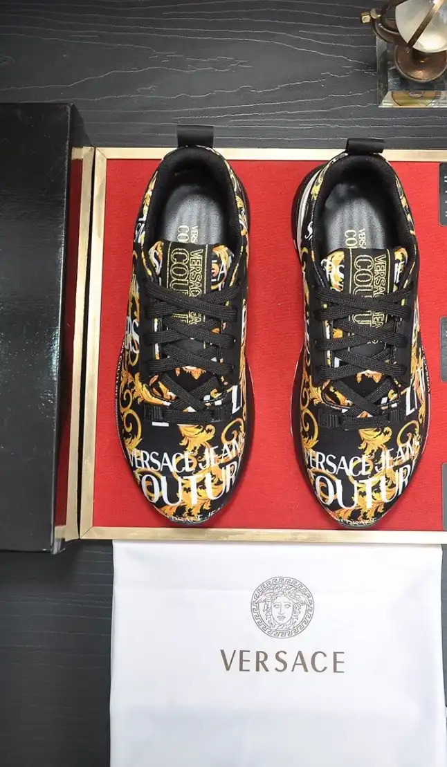 hype Givenchy Sneakers