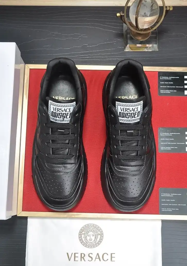 hype Givenchy Sneakers