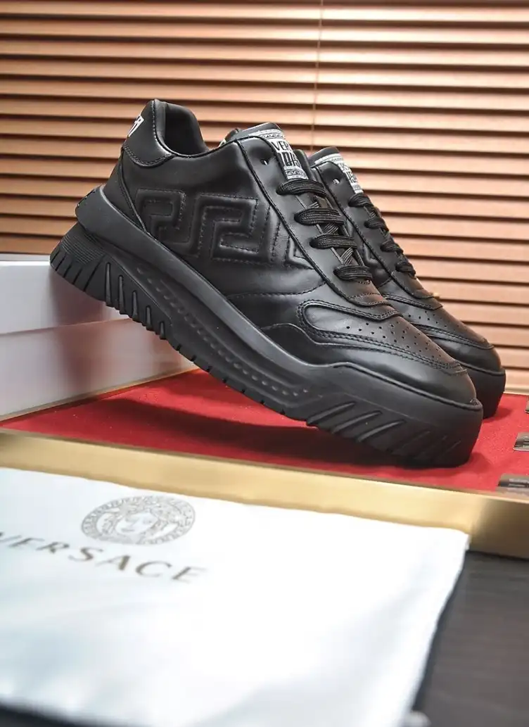 hype Givenchy Sneakers