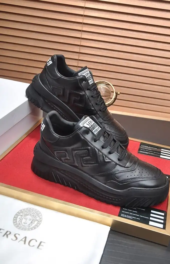 hype Givenchy Sneakers