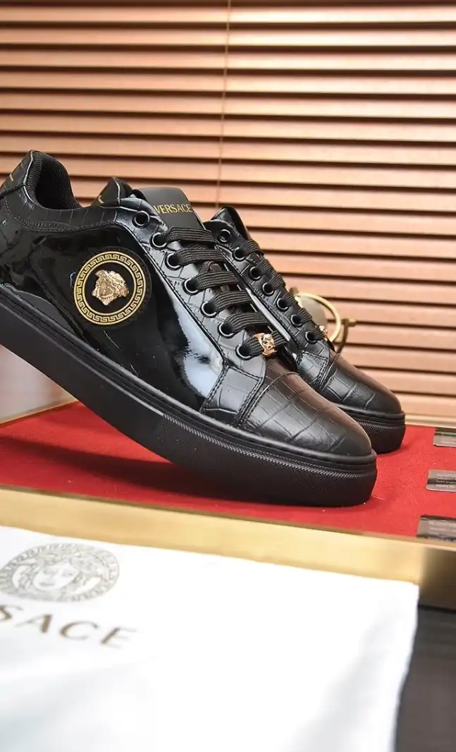 hype Givenchy Sneakers