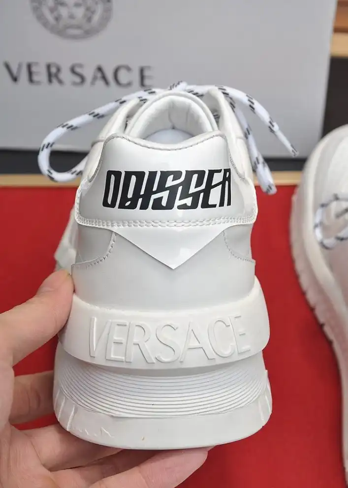 hype Givenchy Sneakers