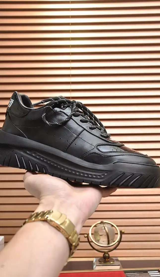 hype Givenchy Sneakers