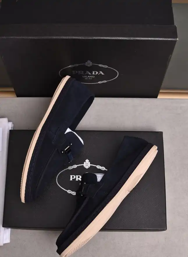 hype Prada Leather Shoes