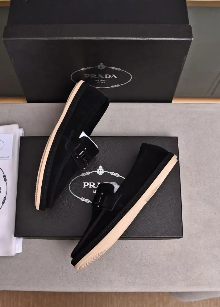 hype Prada Leather Shoes