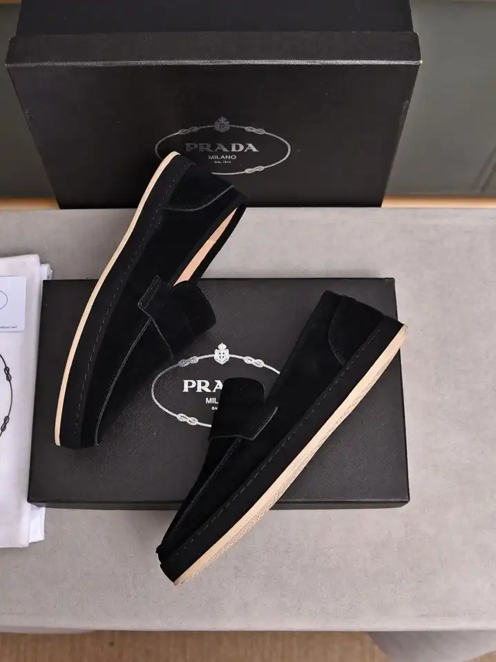 hype Prada Leather Shoes