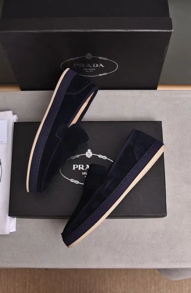 hype Prada Leather Shoes