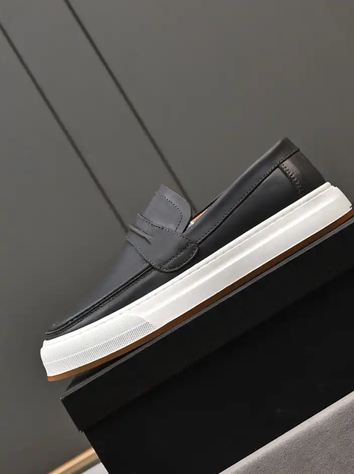 hype Prada Leather Shoes