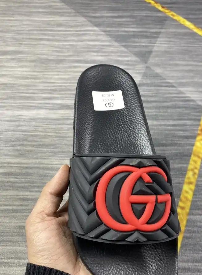 hype Gucci Slippers