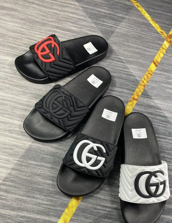 hype Gucci Slippers