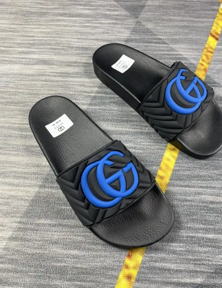 hype Gucci Slippers