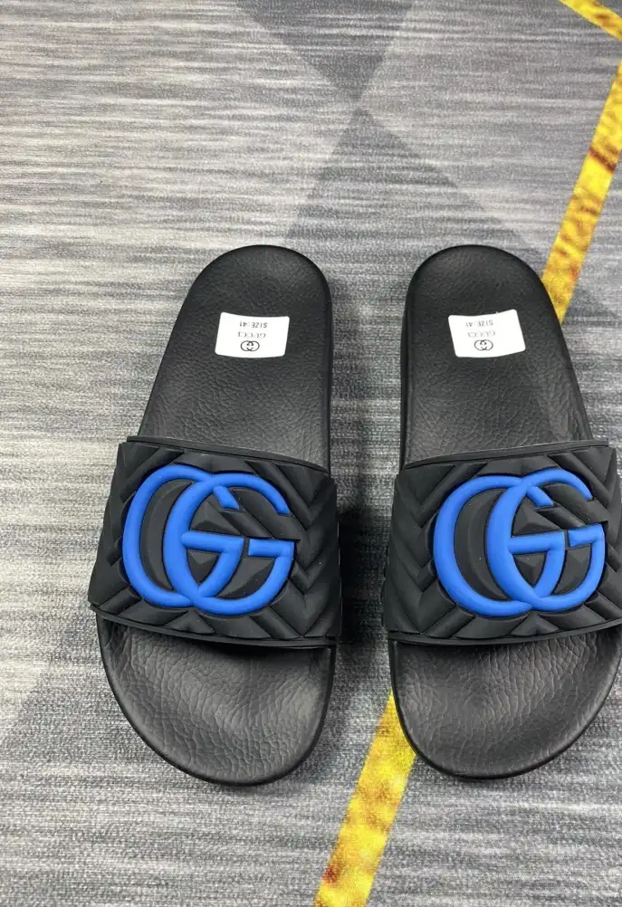 hype Gucci Slippers