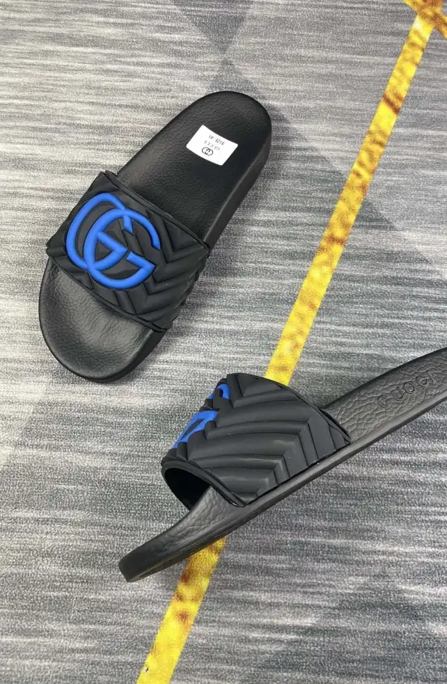 hype Gucci Slippers