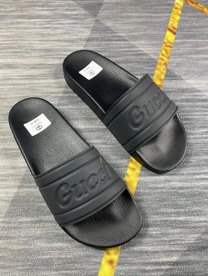 hype Gucci Slippers