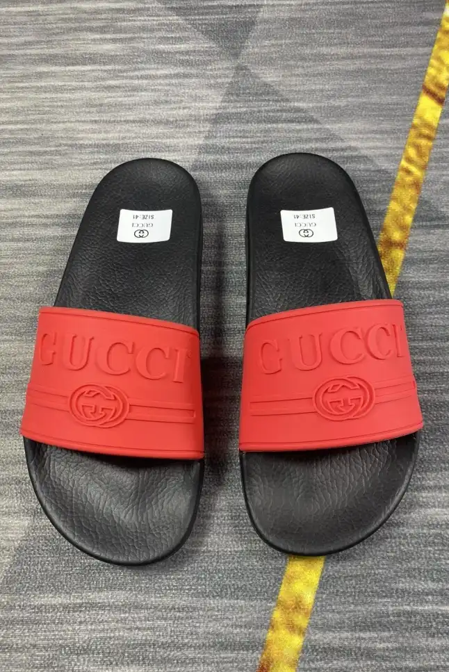 hype Gucci Slippers