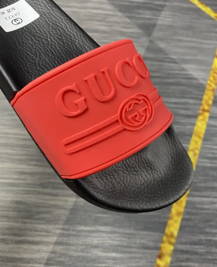 hype Gucci Slippers