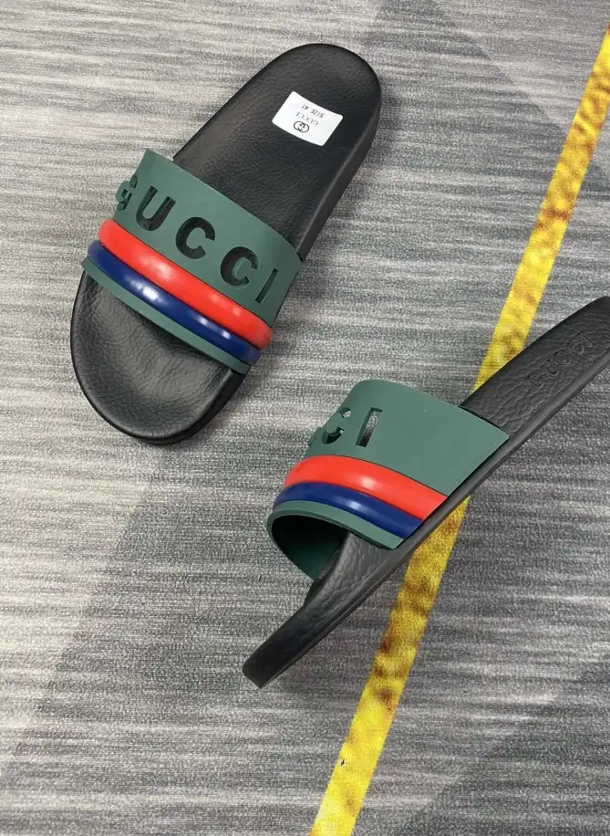 hype Gucci Slippers