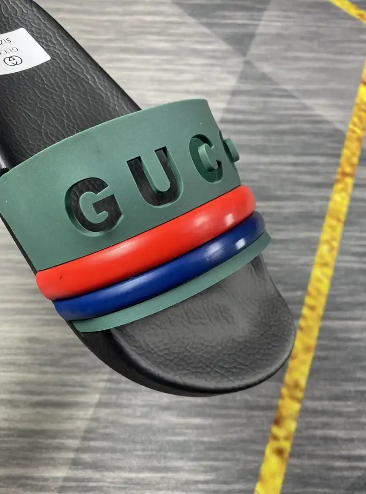 hype Gucci Slippers