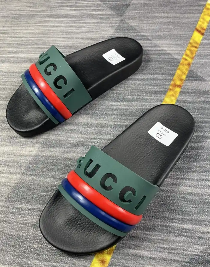 hype Gucci Slippers