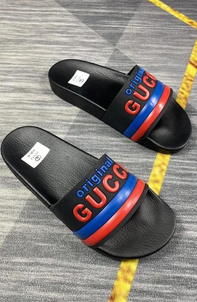 hype Gucci Slippers