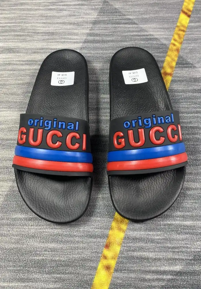 hype Gucci Slippers