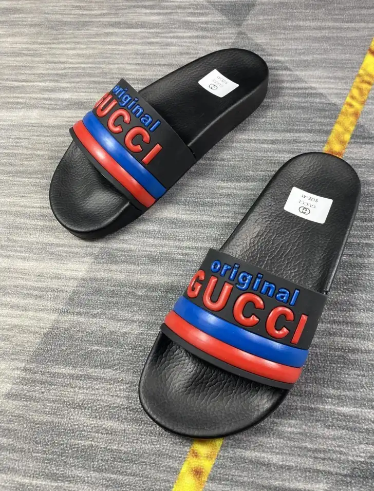 hype Gucci Slippers