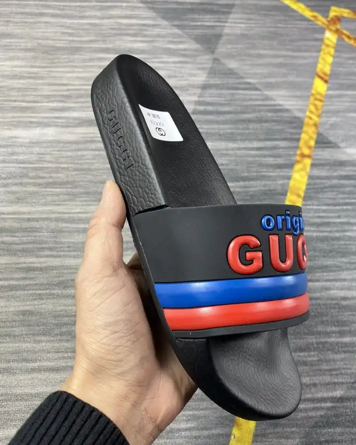 hype Gucci Slippers