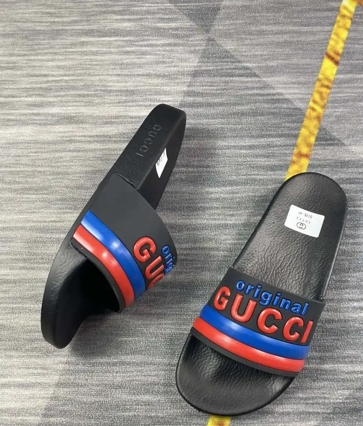 hype Gucci Slippers