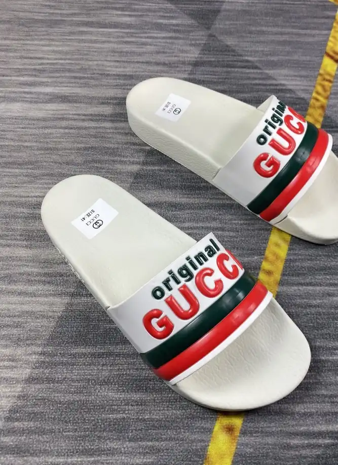 hype Gucci Slippers