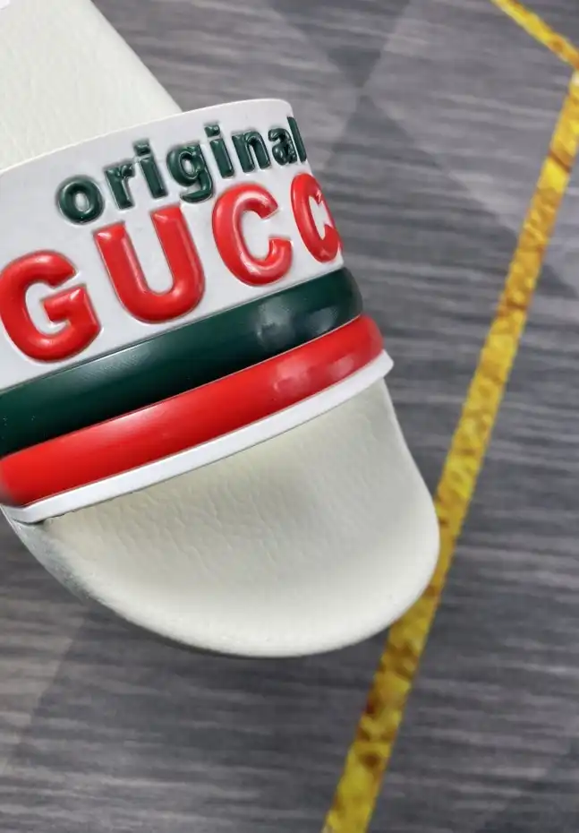 hype Gucci Slippers