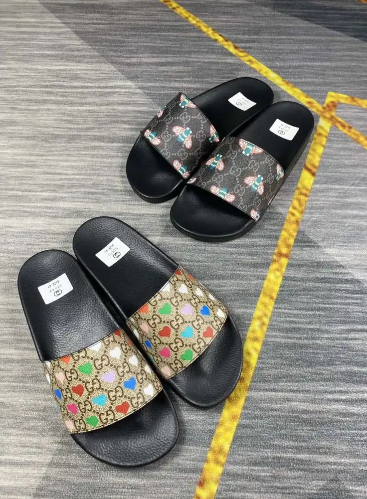 hype Gucci Slippers