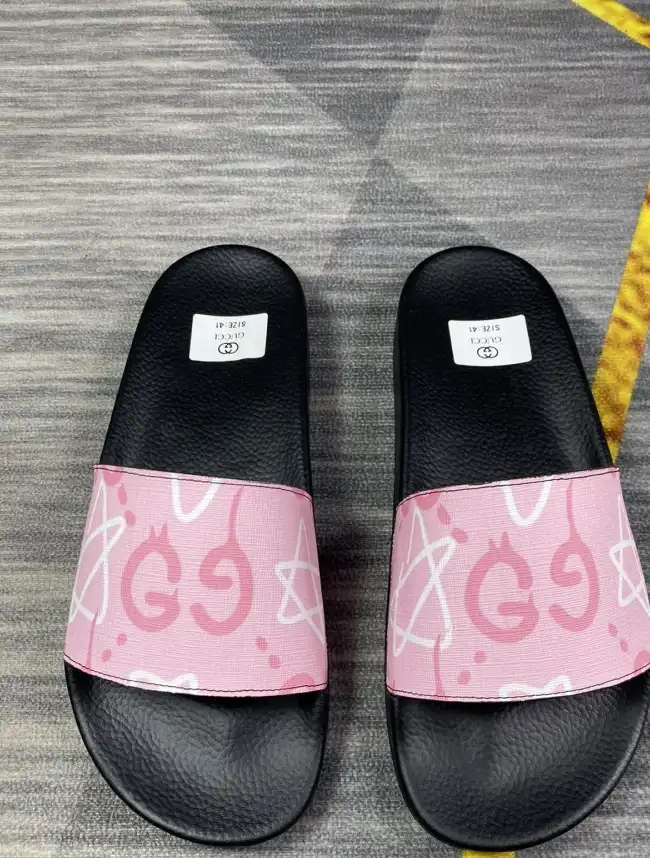 hype Gucci Slippers