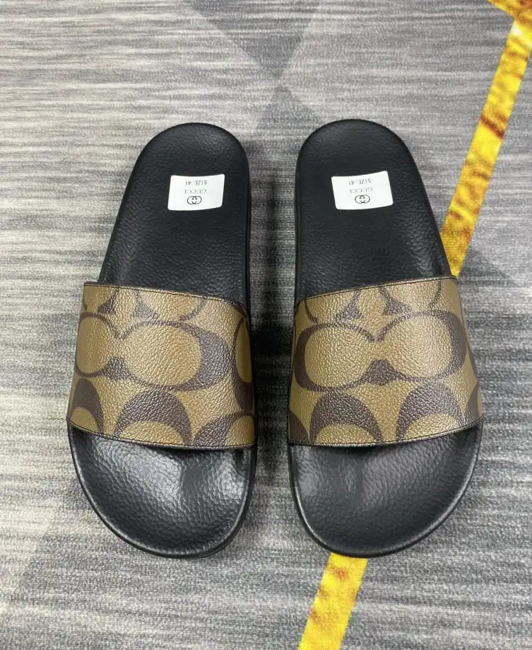 hype Gucci Slippers