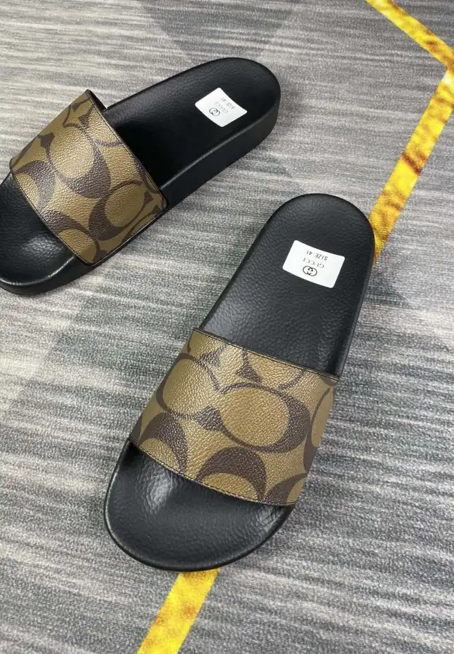 hype Gucci Slippers