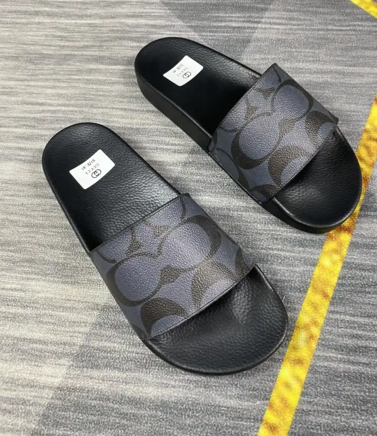 hype Gucci Slippers