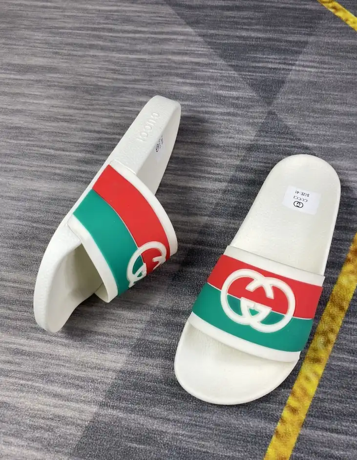 hype Gucci Slippers