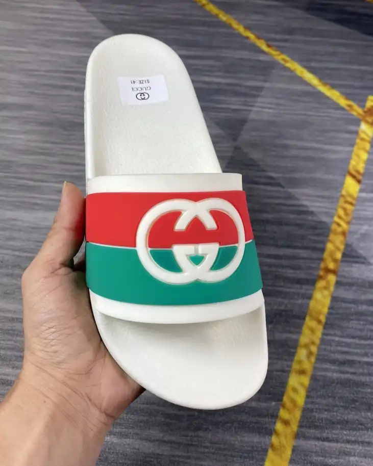 hype Gucci Slippers