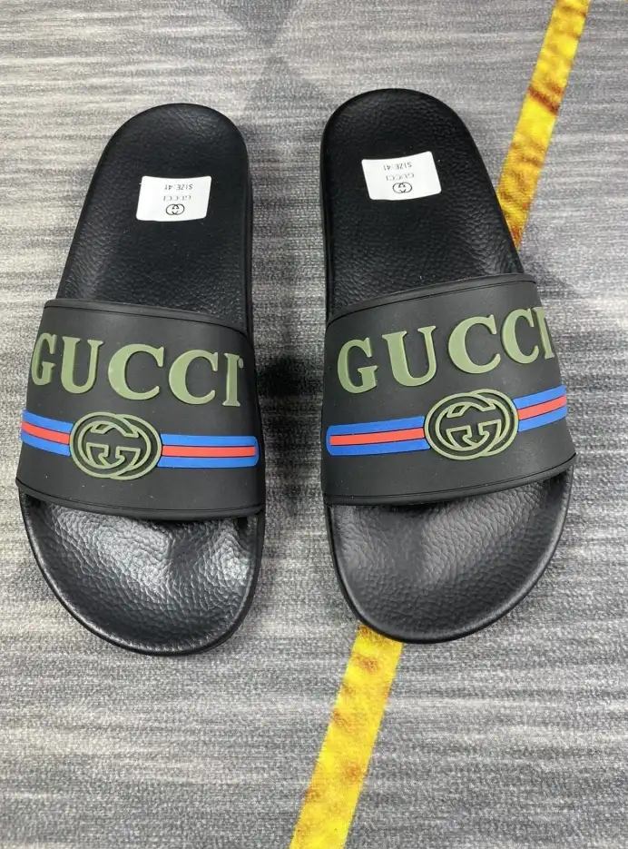 hype Gucci Slippers