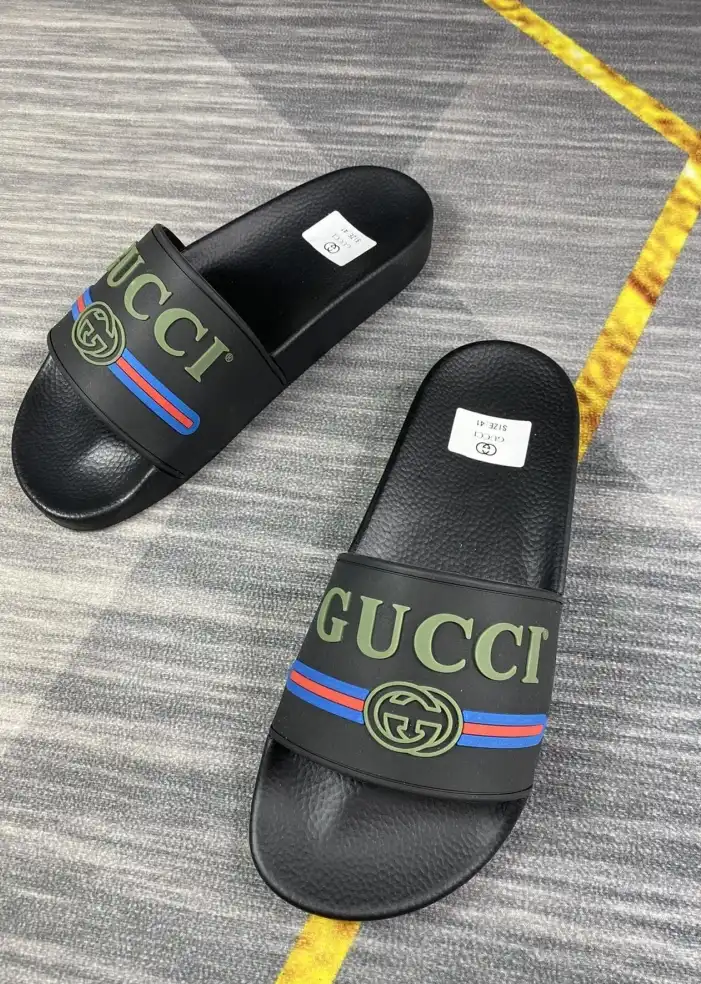 hype Gucci Slippers