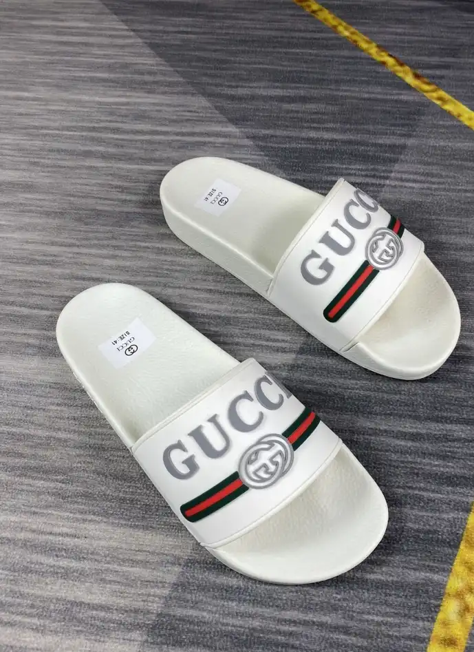 hype Gucci Slippers