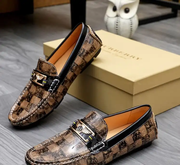 hype Burberry Leather Shoes