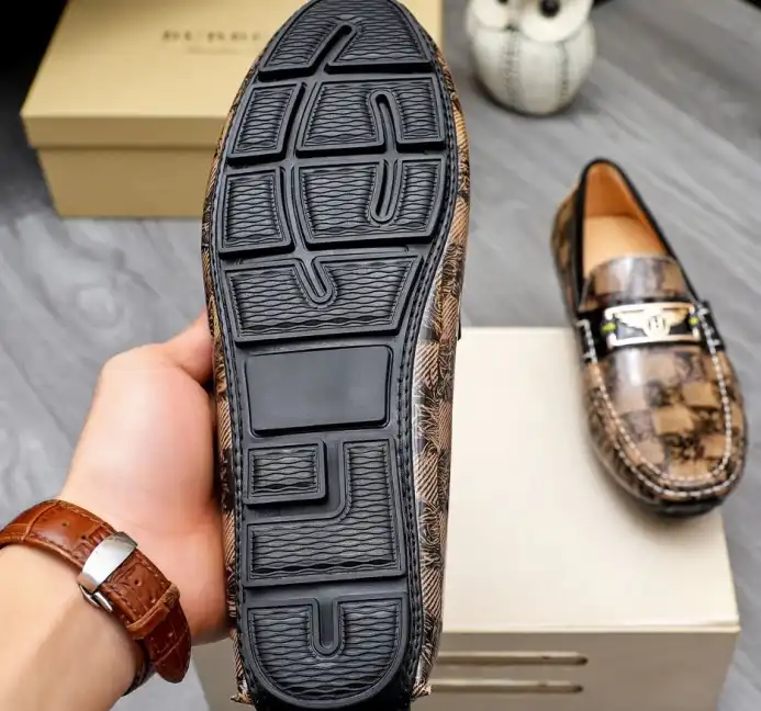 hype Burberry Leather Shoes