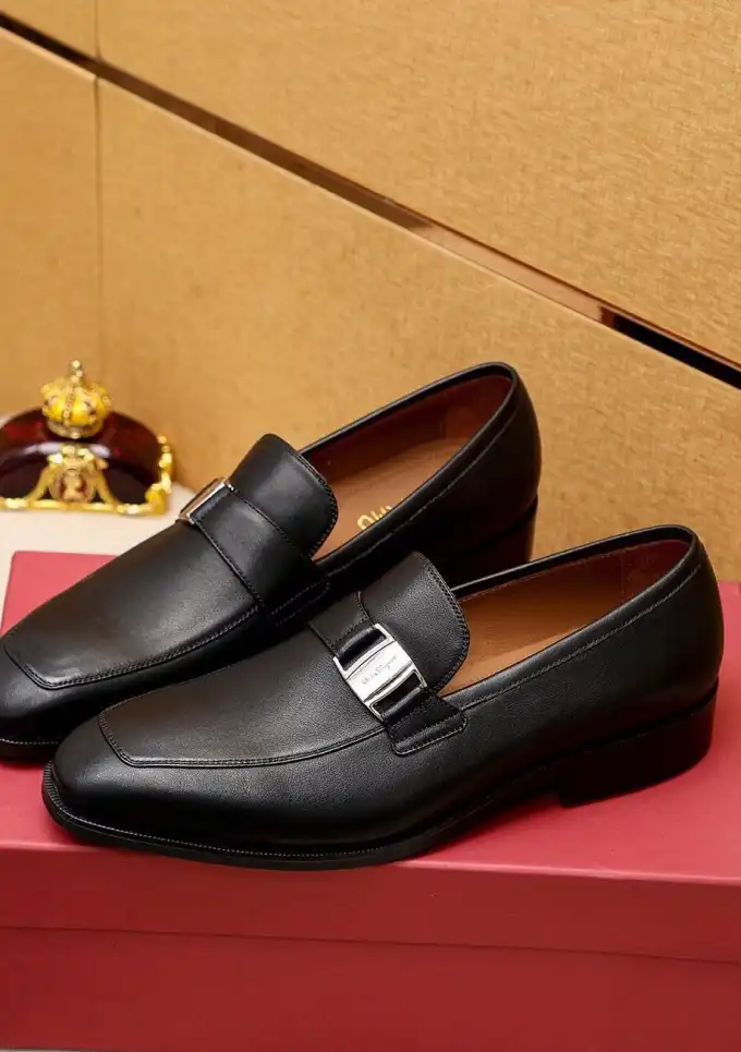 hype Ferragamo Leather Shoes