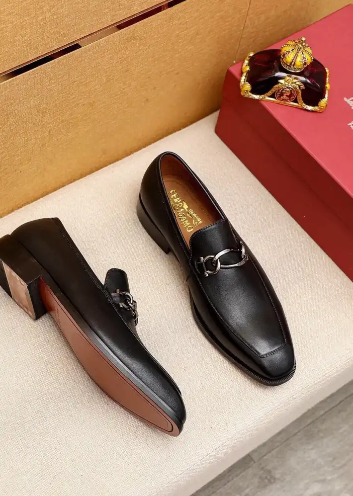 hype Ferragamo Leather Shoes