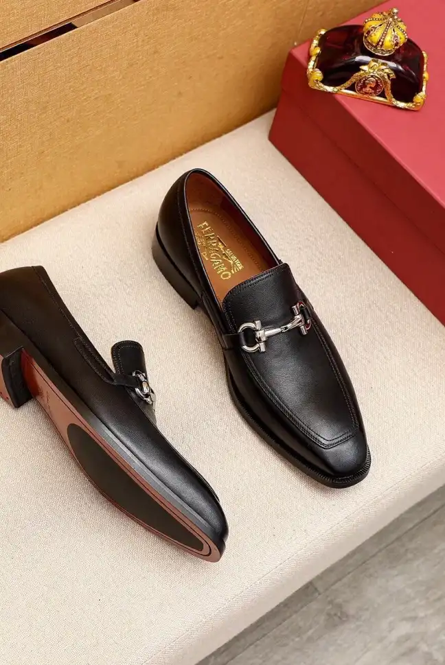 hype Ferragamo Leather Shoes