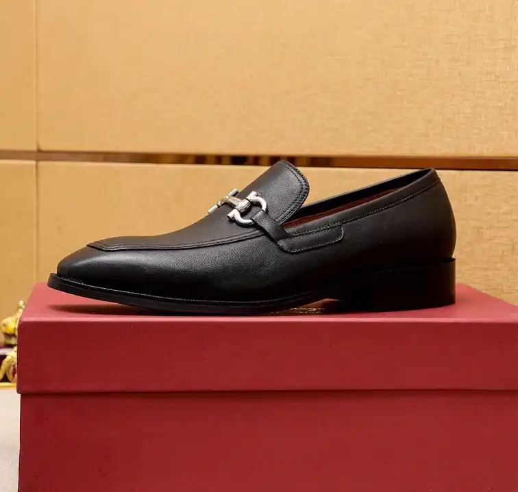 hype Ferragamo Leather Shoes