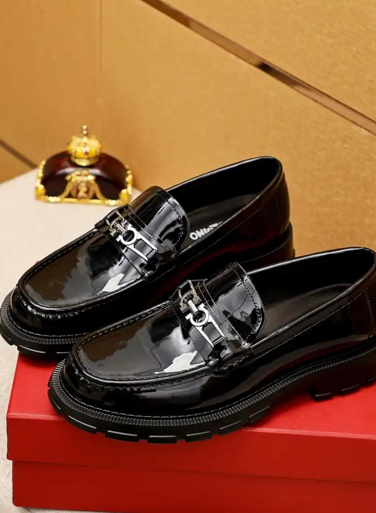 hype Ferragamo Leather Shoes