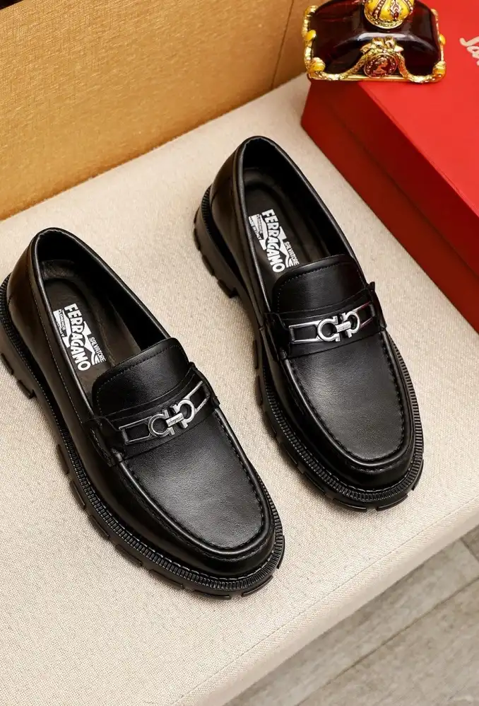 hype Ferragamo Leather Shoes