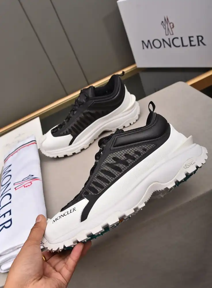 hype Moncler Sneakers