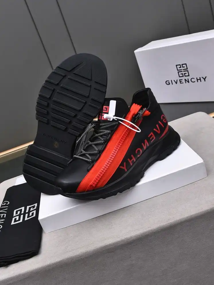 hype Givenchy Sneakers